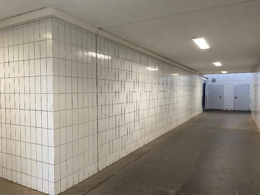 Unterführung vor der Aufwertung am Bahnhof Burg (b Magdeburg). 